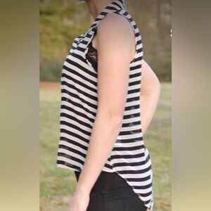 New. Black and White Striped Sleeveless Button-up Blouse SML